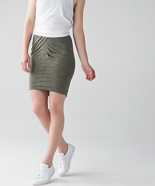 http://info.lululemon.com/features/our-gear/summer-of-yoga?bhn_mid=9536848&bhn_rid=335088396&cid=EMCA05302016W-FEATURE1