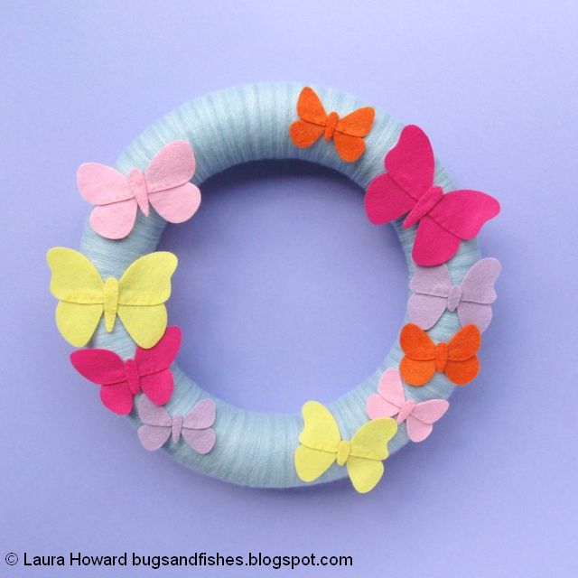 DIY June Felt Butterflies Summer Wreath Tutorial yarn-wrapped wreath decorated with felt butterflies