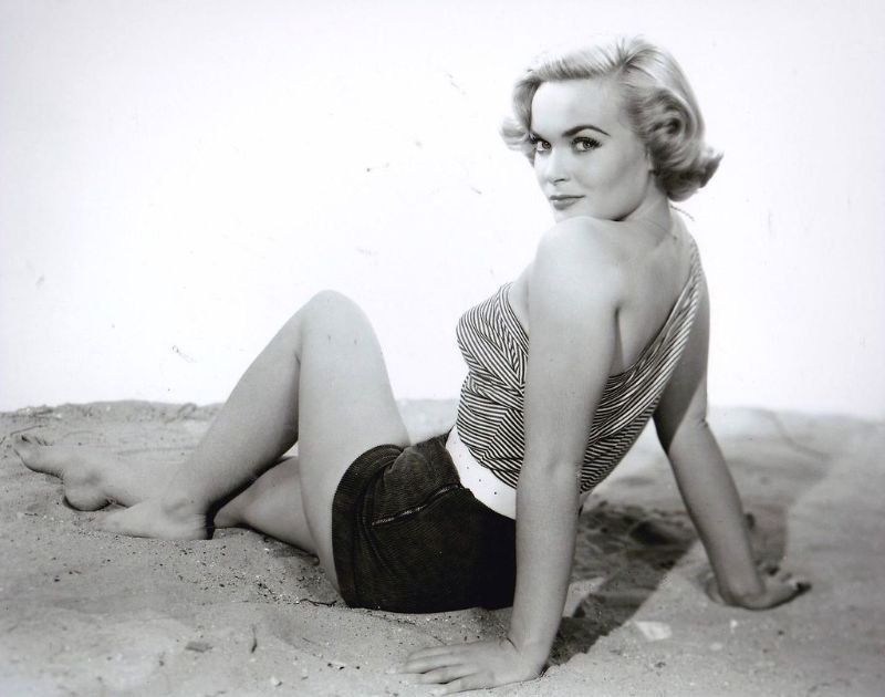 Shirley eaton topless