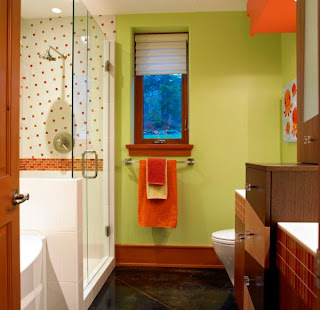 kamar+mandi+anak+warna+merah+dan+kuning Desain kamar mandi kecil cantik untuk anak anak
