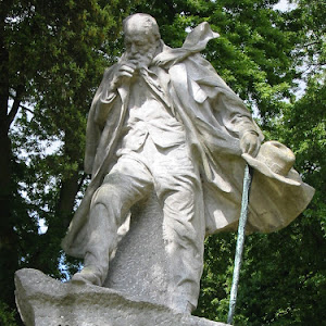 Statua di Hugo a Guernesey