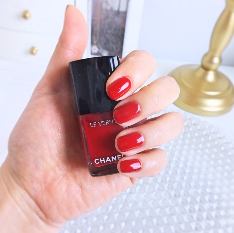 Chanel Le Vernis Long Wear Nail Colour Reds, Review, Swatch & Comparison