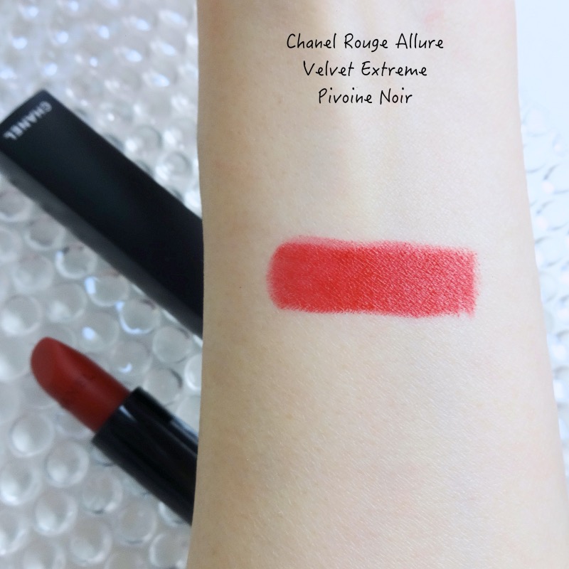 Chanel Pivoine Noire (136) Rouge Allure Velvet Extreme Review & Swatches