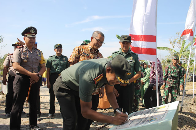 Dandim Sragen Resmi Tutup TMMD Sengkuyung Tahap II Di Sumberlawang Dandim Sragen Resmi Tutup TMMD Sengkuyung Tahap II Di Sumberlawang