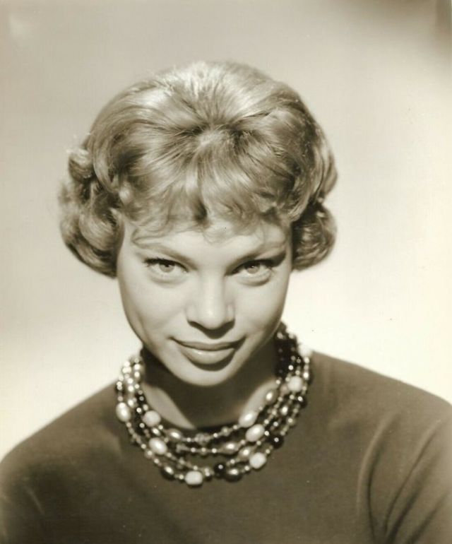 Gorgeous Photos of Juliet Prowse in the 1950s and ’60s ~ Vintage Everyday