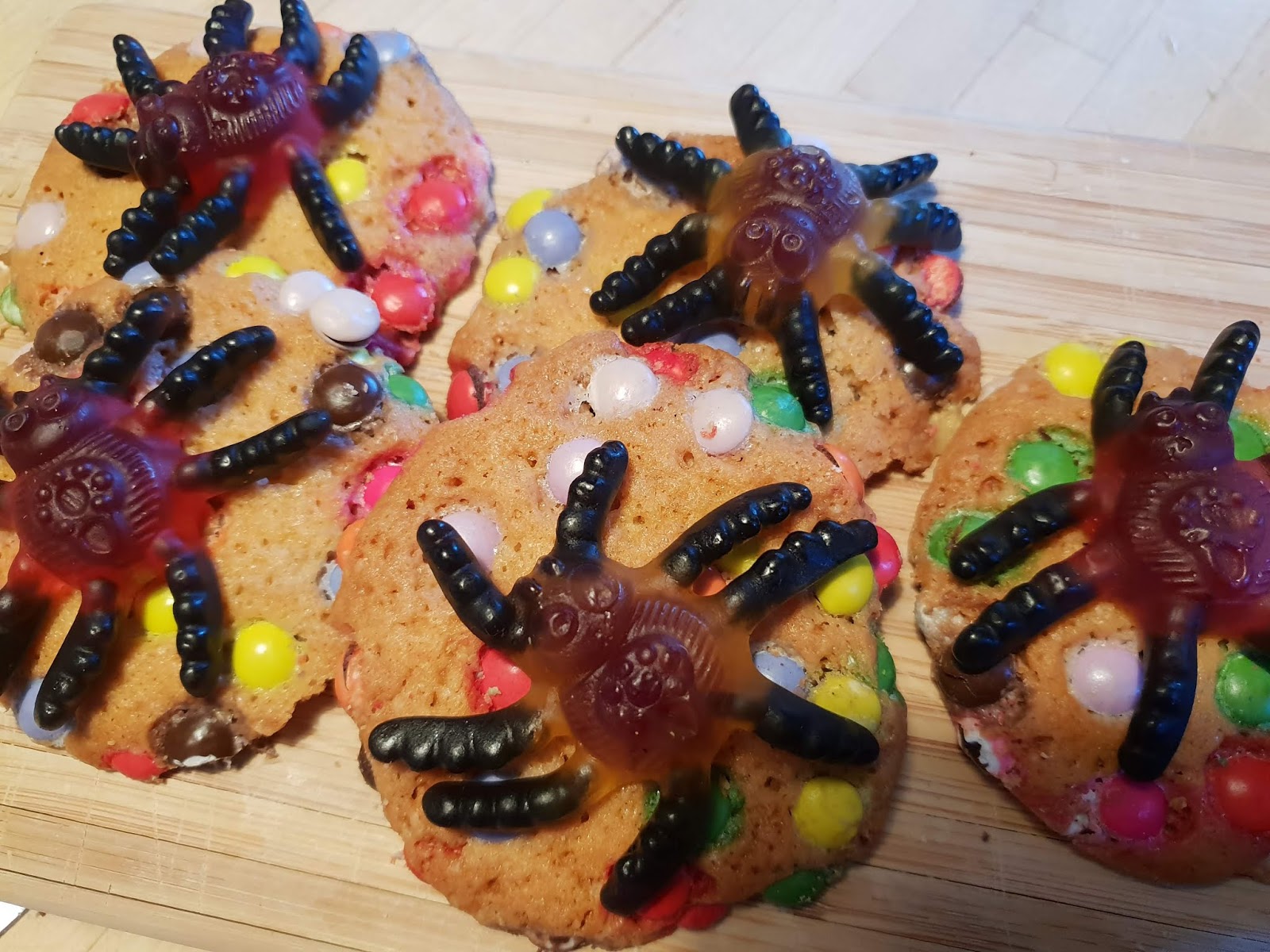 Süßes &amp; Saures für die Halloween -Party - Kürbiskuchen &amp; saure Bowle ...