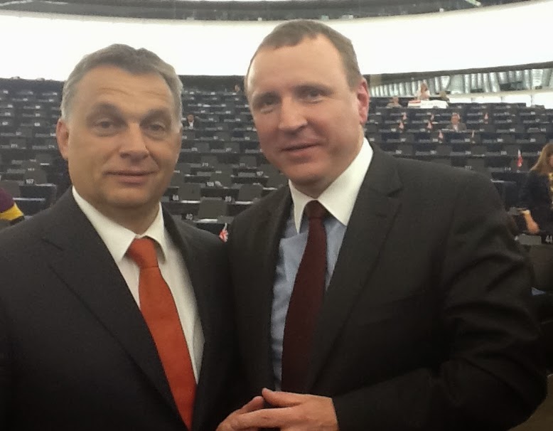 Jacek Kurski i Victor Orban.