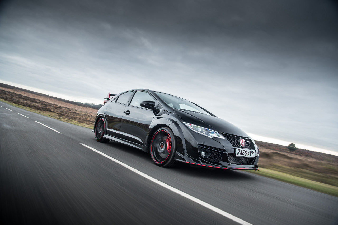 [Image: honda_civic_type_r_black_edition_1.jpeg]