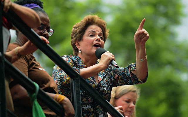 Dilma Roussef irá passar por cirurgia no coração em São Paulo Dilma Roussef irá passar por cirurgia no coração em São Paulo