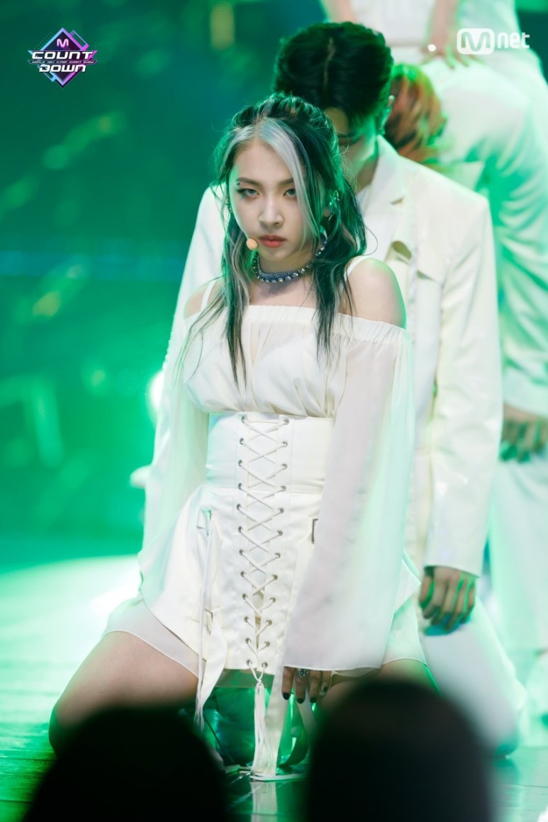 덤리티 나온지 세달만에 첫 음방한 KARD | 인스티즈