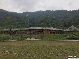 The hot spring bathing area