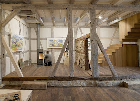 Taller para un artista en un antigo granero del siglo XVII|Espacios en