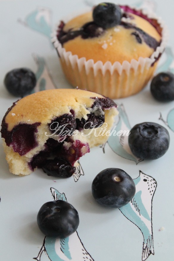 Fresh Blueberries Muffin Yang Mengujakan - Azie Kitchen