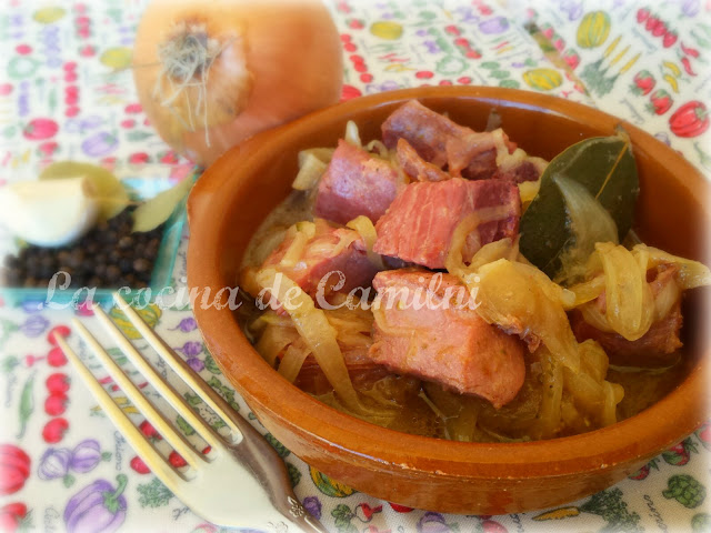 Atún "encebollao" (La cocina de Camilni) Atún "encebollao" (La cocina de Camilni)