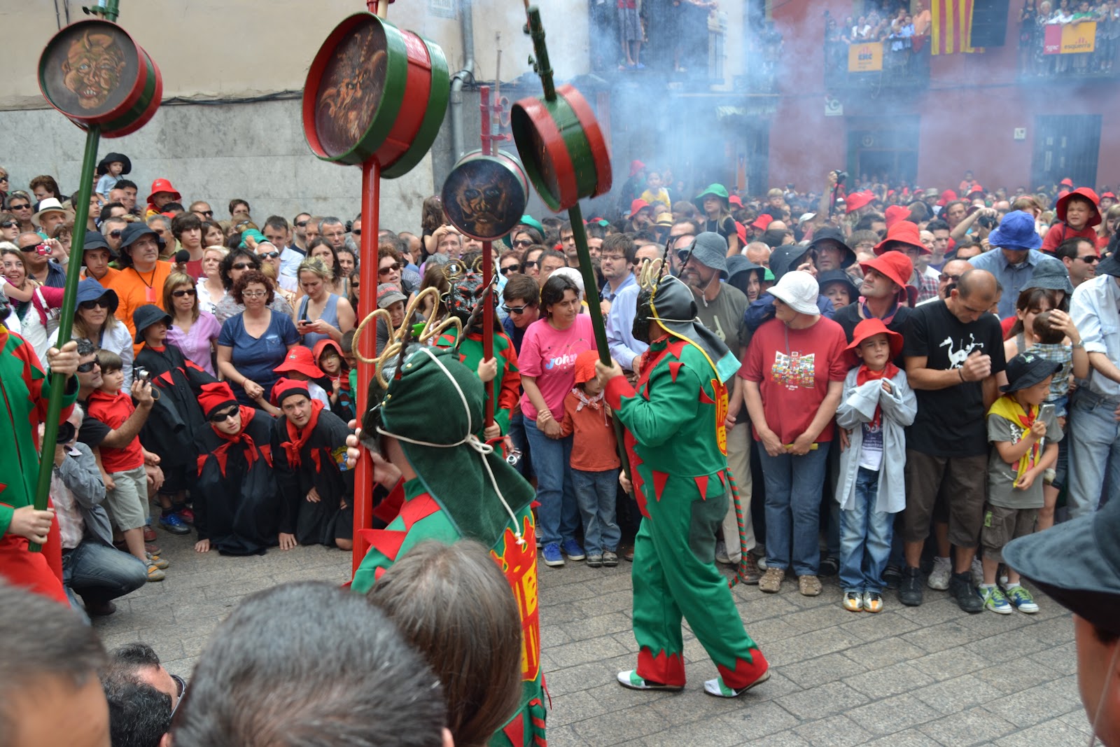 LA PATUM D'EN DESTER LES MACES
