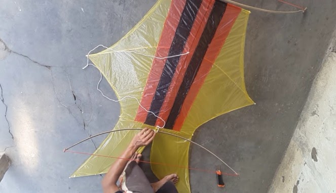 Cara Membuat Layangan Bebean dengan Mudah