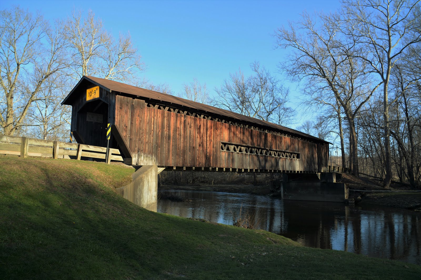 OHIO COVERED BRIDGES HELMICK MILL COVERED BRIDGE MCCONNELLSVILLE, OHIO