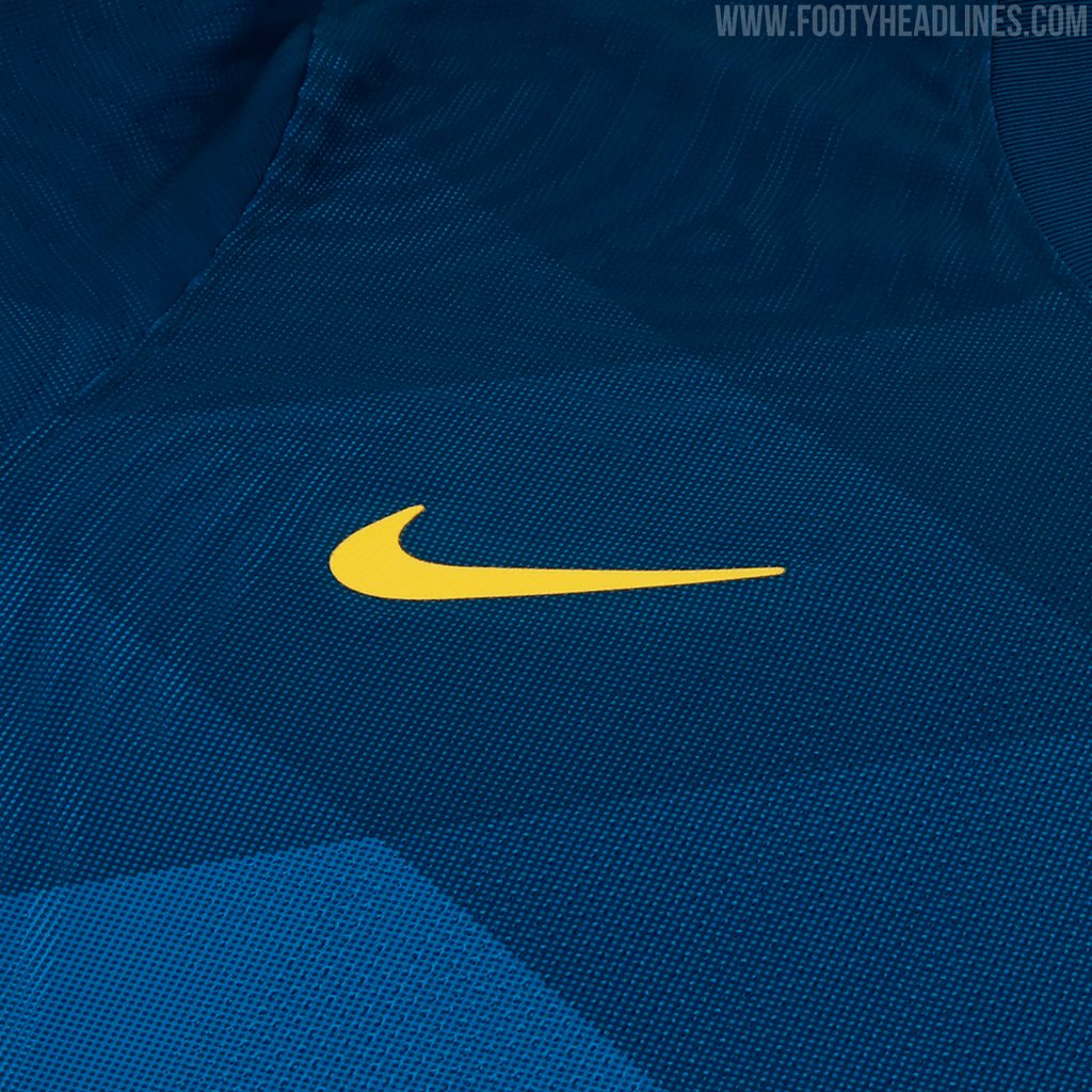 Compared In Every Detail: Nike Brazil 2020-21 Authentic vs Replica Kits ...