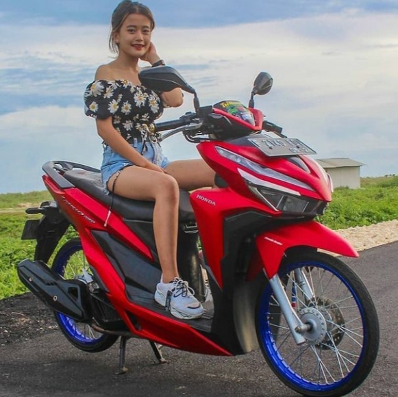 Modifikasi Vario 150 Warna Merah Polos, Original, Metalik, Marun, Candy
