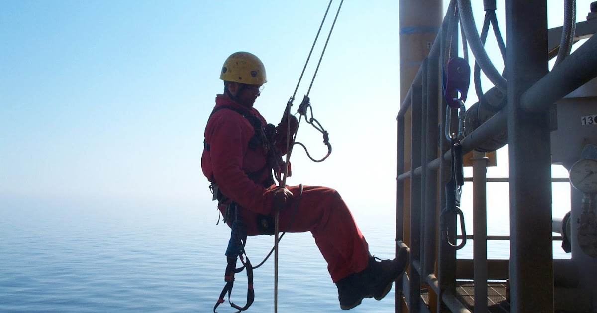Rope Access Services 𝗪𝗲𝘀𝘁 𝗦𝗾𝘂𝗮𝗱𝗿𝗼𝗻 𝗠𝗮𝗿𝗶𝗻𝗲