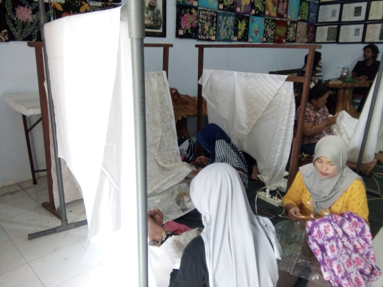 Lindungi Hak Masyarakat Kurang Mampu,Pinky Movement Dukung UMKM