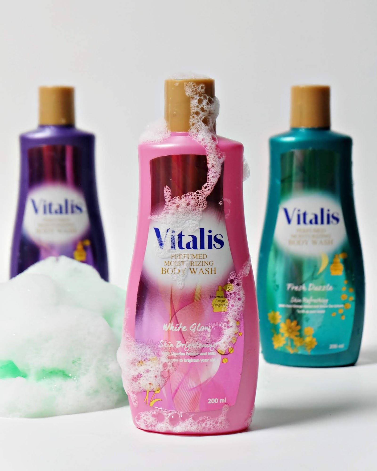 Menikmati Aroma Vitalis Perfumed Moisturizing Body Wash