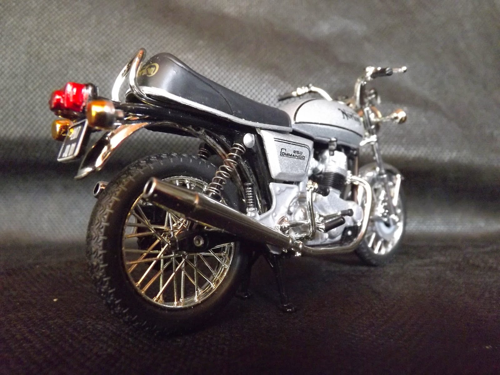 РњРѕС‚РѕС†РёРєР» Norton Commando 1977