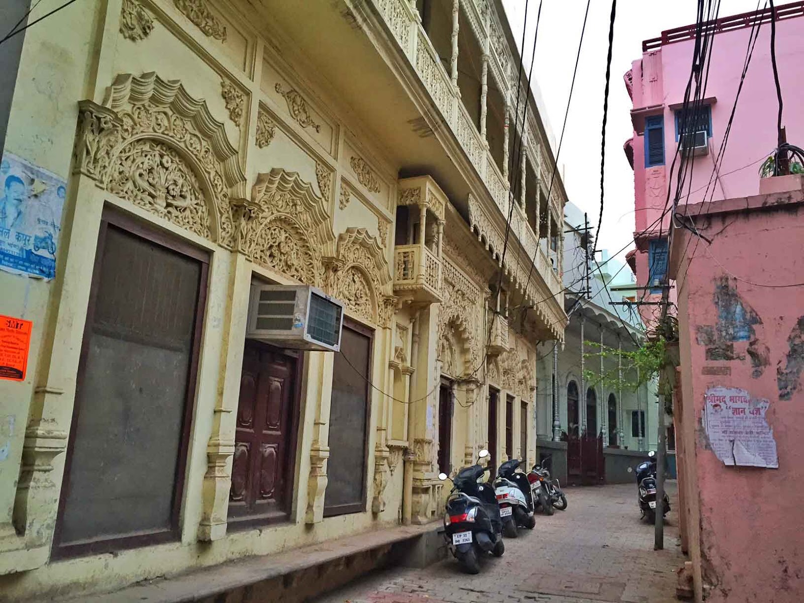 Lucknow Heritage Walk exploring the city through its past...