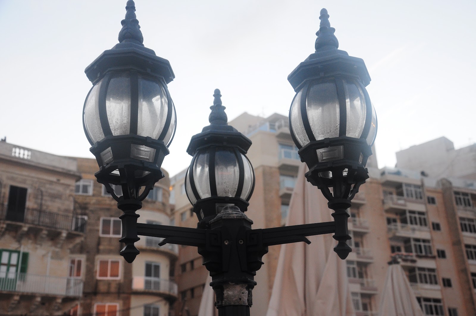 Life Is Beautiful Showcase of Street Lamps