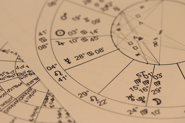 占星術とは？占星術の歴史や目的について詳しく解説！