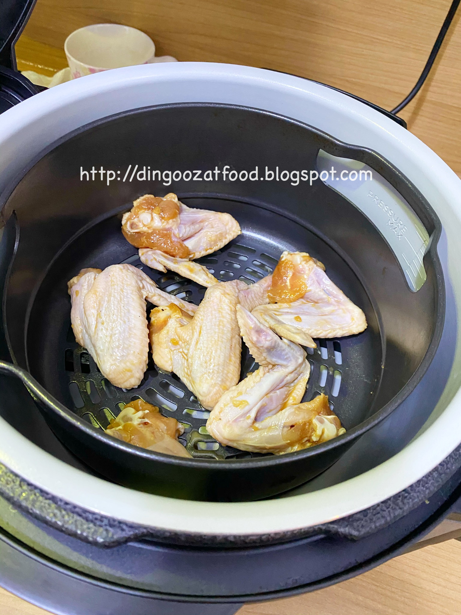 Miki's Food Archives SG HawkerStyle BBQ Chicken Wings 新加坡烤鸡翅