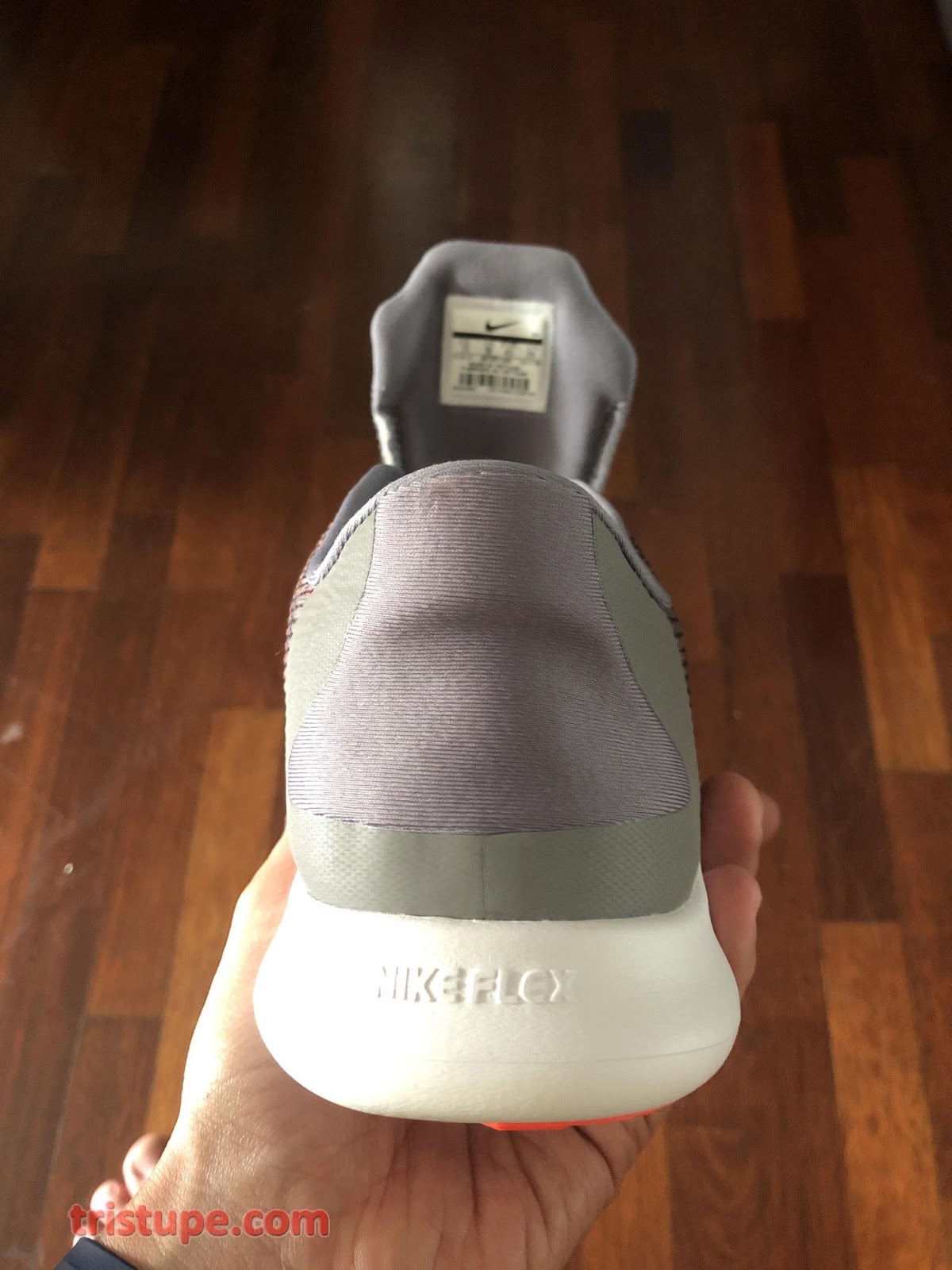 Nike Flex Run 2017 vs 2018 ~ TRISTUPE.COM