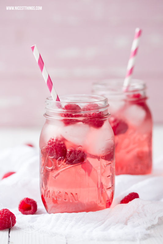 Himbeer Wodka Himbeer Cocktail mit Himbeerwodka #himbeerwodka #himbeeren #cocktail #wodka