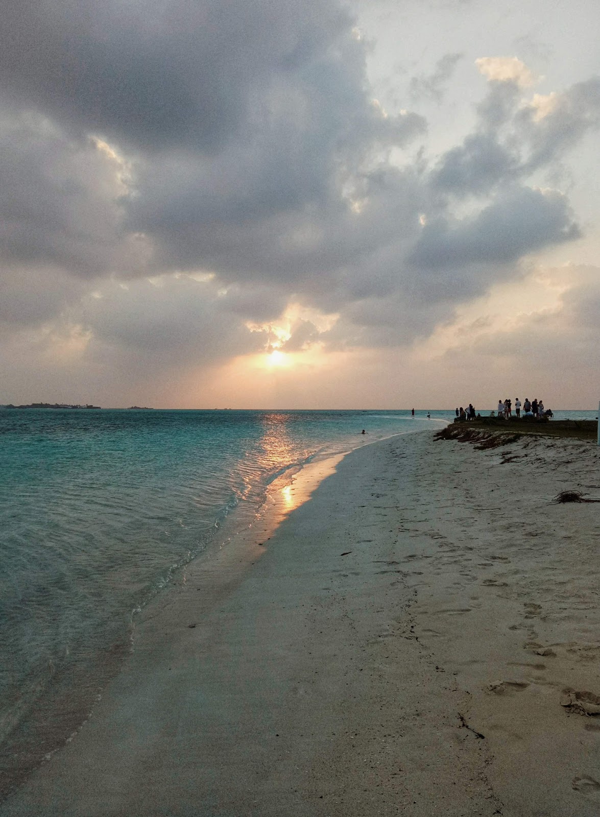 Thulusdhoo sunset Thulusdhoo sunset