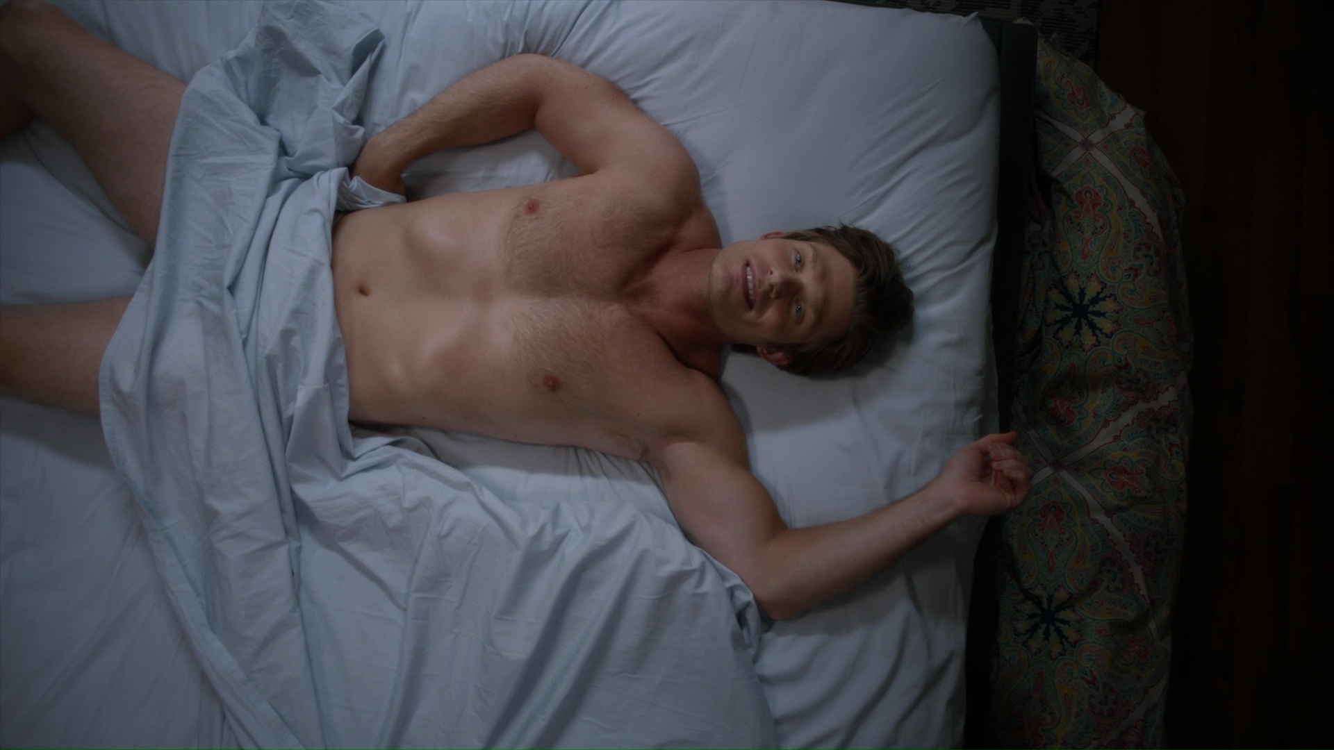 Chris Carmack shirtless in Grey's Anatomy 17-02 "The Center Won&a...