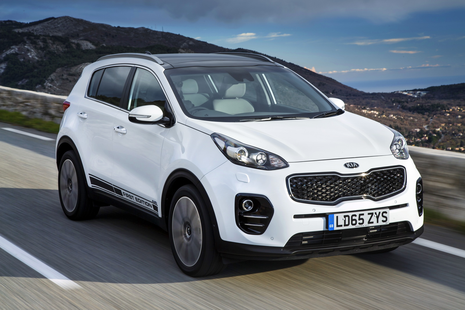 New Kia Sportage Detailed In Huge Gallery [354 Pics]