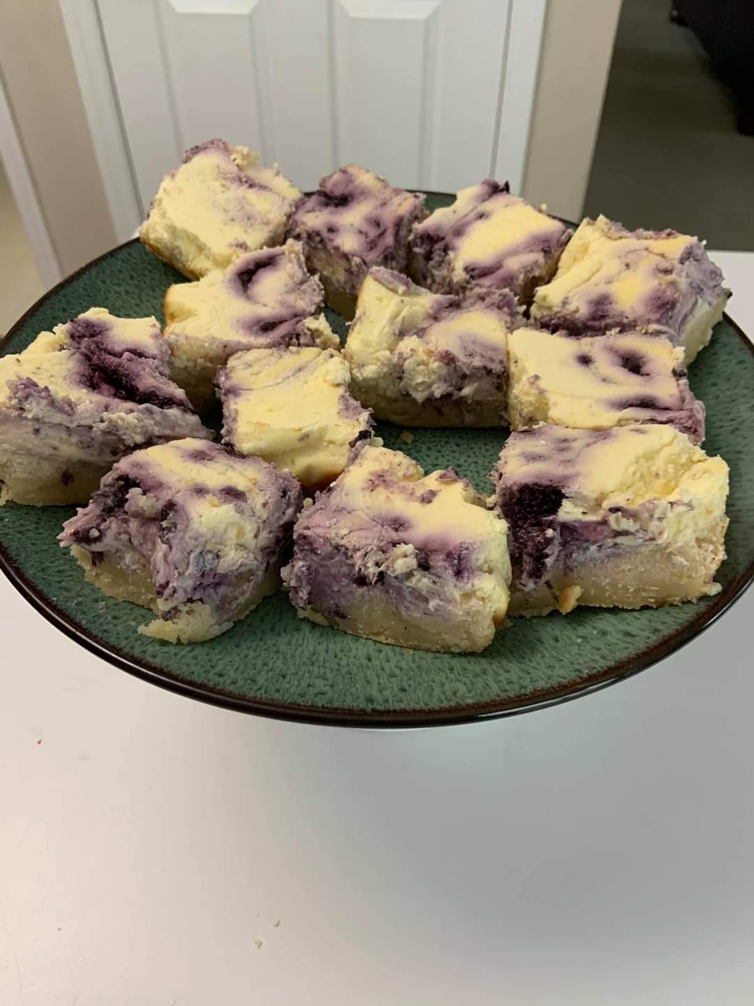 Easy Keto Blueberry Cheesecake Bars