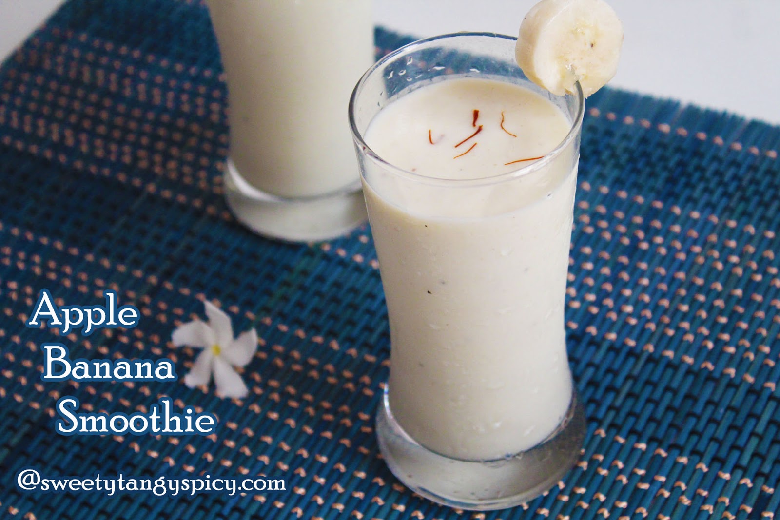 Apple Banana smoothie