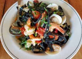 A25, South Yarra, squid ink seafood pasta