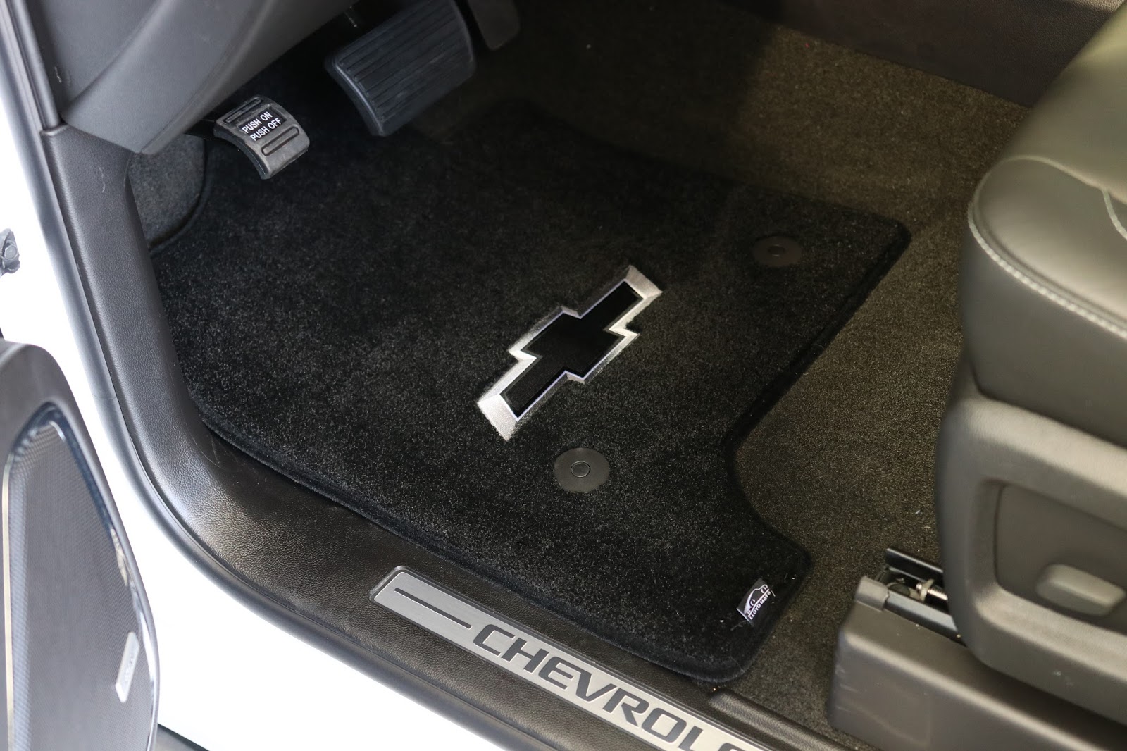 Covering Classic Cars : Custom Fit Accessories for the 2017 Chevrolet