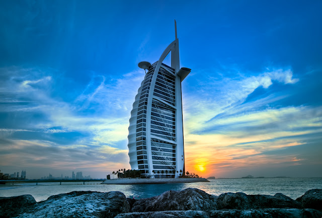 Chiêm ngưỡng những tòa nhà chọc trời ở Dubai Bai-bien-umm-suqeim-aurora-dubai