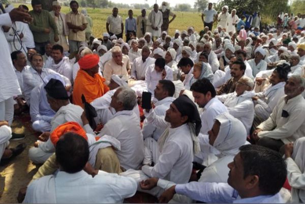 Opposition to agricultural laws: Farmers arrived to show black flags to CM Dushant Chautala, police arrested