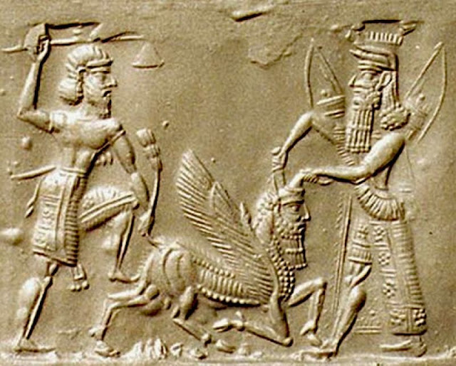 Энкиду (слева) и Гильгамеш (справа) убивают небесного быка, посланного их уничтожить. Дикарь ничем не отличается от человека.