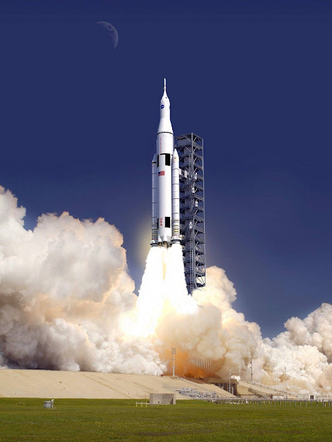 Запуск сверхтяжёлой ракеты-носителя SLS / NASA