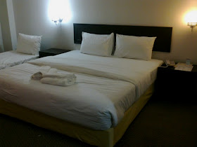 Double bed of golden dragon hotel