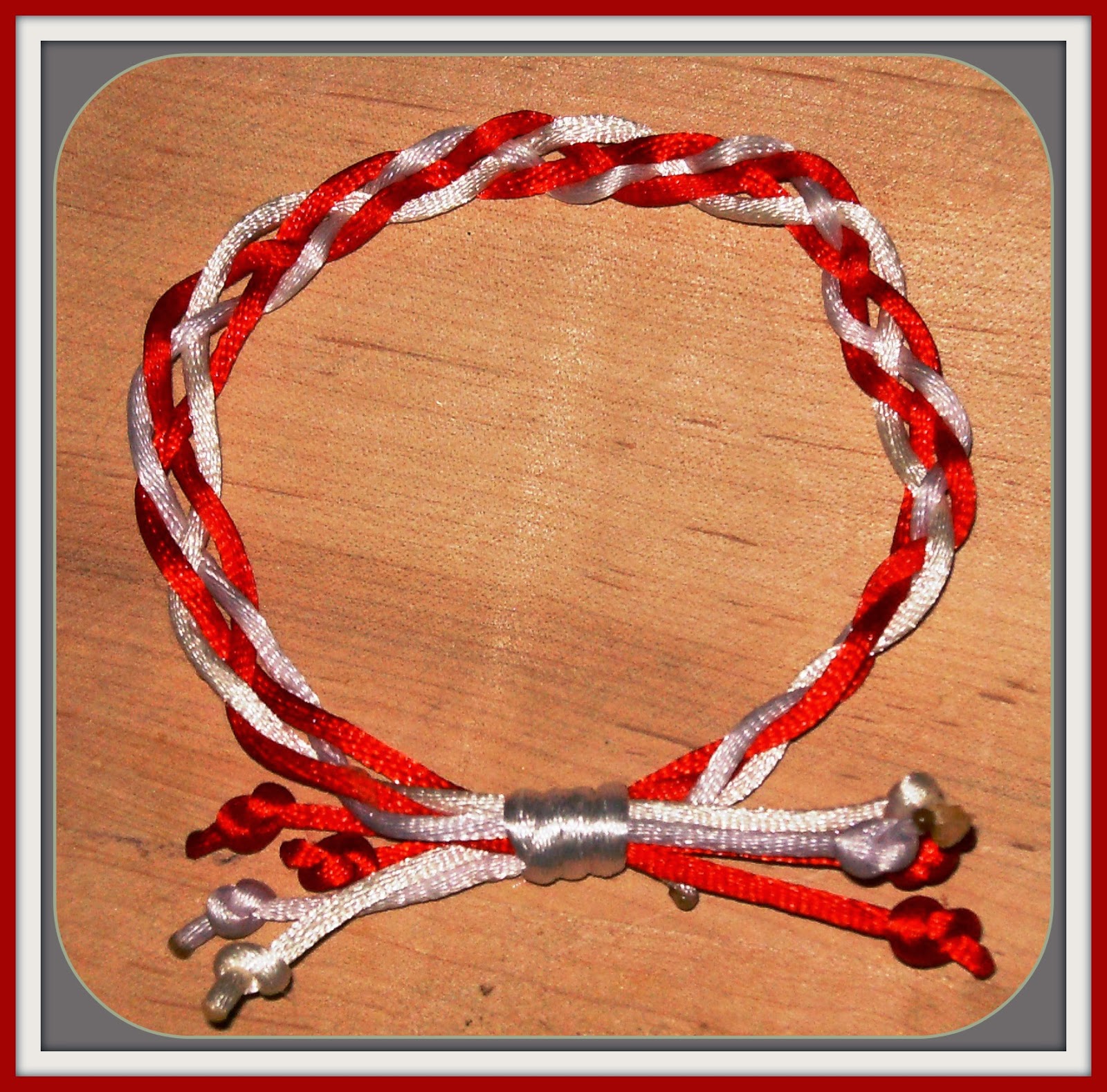 lila365idees ΒΡΑΧΙΟΛΑΚΙΑ ΓΙΑ ΤΟ ΜΑΡΤΗ (WRISTBANDS FOR THE MARCH )