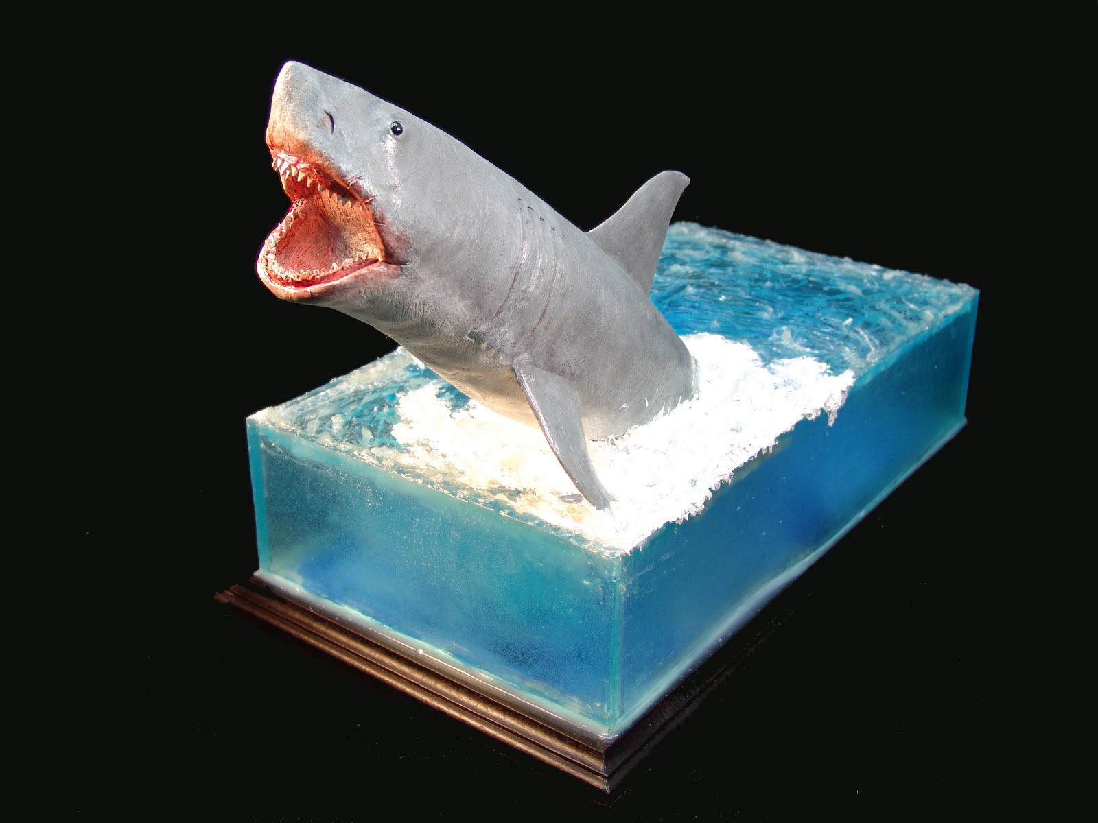 The Model Garage: Jaws Shark Version 1