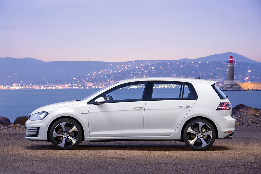 UPDATED The 2015 Volkswagen Golf GTI is Here (w/ Complete