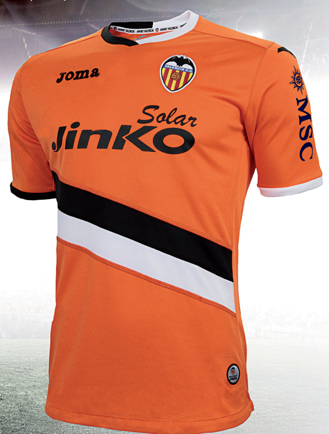 Valencia 13 14 2013 14 Home And Away Kits Released Footy Headlines