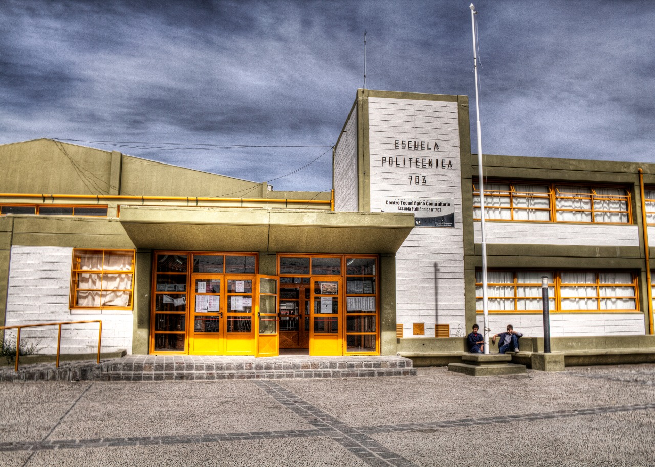 5 DE MAYO DE 1972 2020 FELICES 48 AÑOS ESCUELA POLITÉCNICA!!!